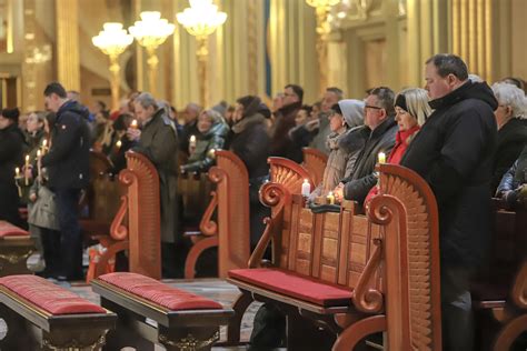 Zwiastun Zmartwychwstania - mistyczny portret nadziei w czasach niepewności!